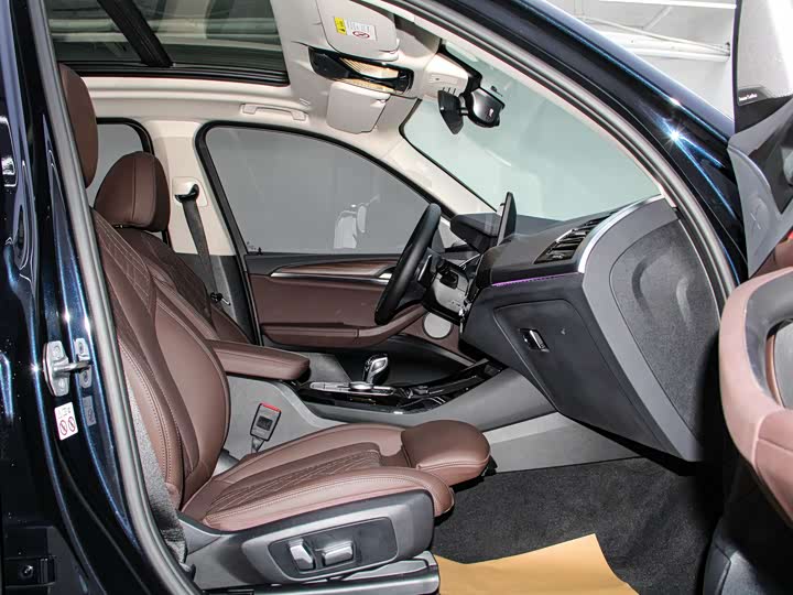 Фото 16 - BMW X3