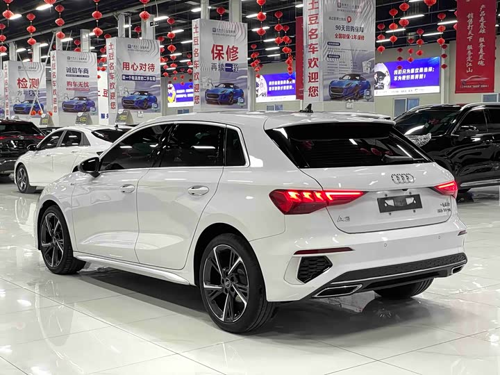 Фото 16 - Audi A3