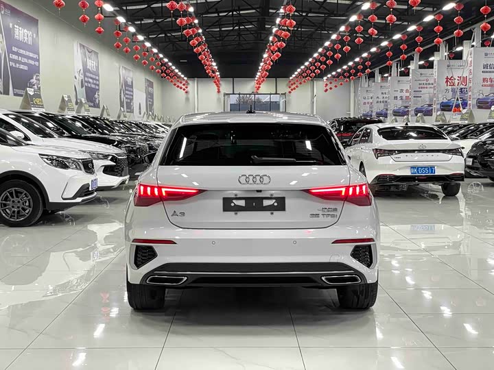 Фото 17 - Audi A3