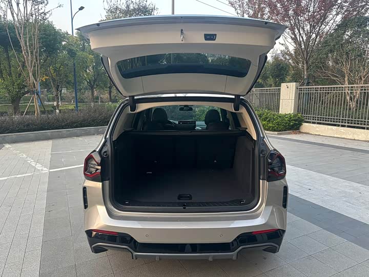 Фото 6 - BMW iX3