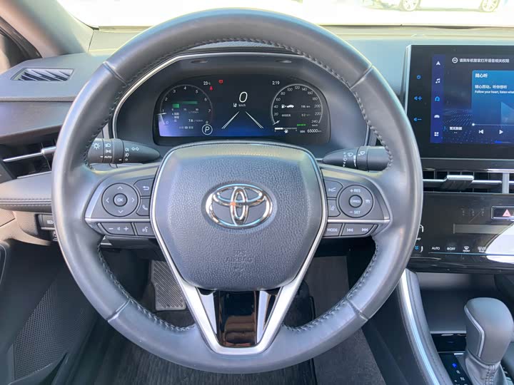 Фото 12 - Toyota Avalon