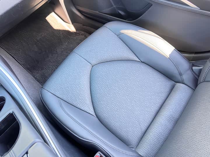 Фото 17 - Toyota Avalon