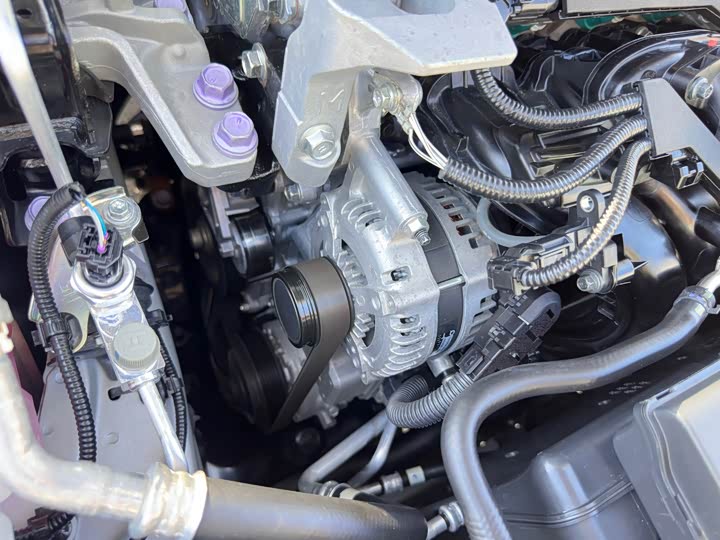 Фото 20 - Toyota Avalon