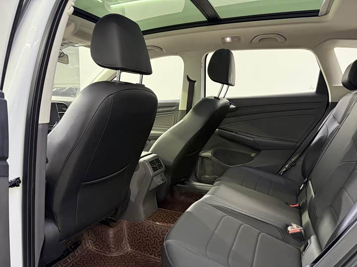 Фото 14 - Jetta VS7