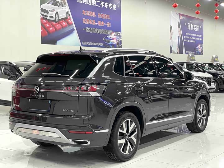 Фото 17 - Volkswagen Tayron