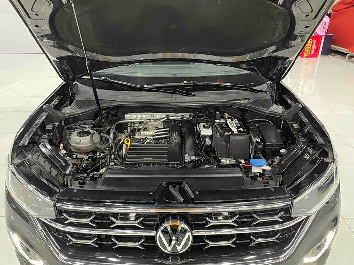 Фото 20 - Volkswagen Tayron