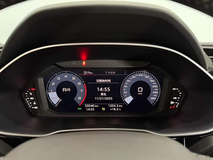 Фото 11 - Audi Q3 Sportback