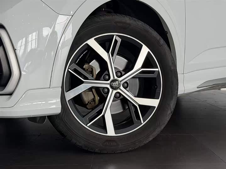 Фото 24 - Audi Q3 Sportback