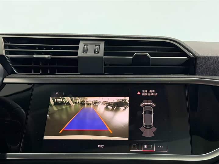 Фото 8 - Audi Q3 Sportback