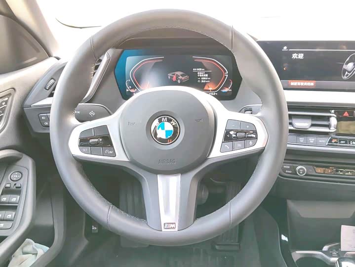 Фото 9 - BMW 2 Series