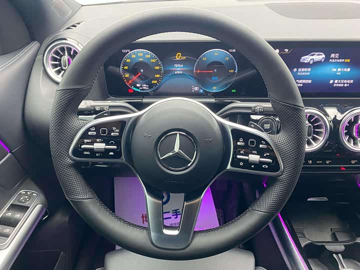 Фото 29 - Mercedes-Benz EQA