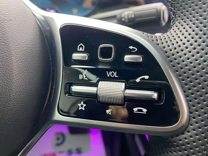 Фото 31 - Mercedes-Benz EQA