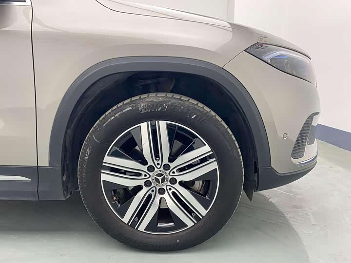 Фото 9 - Mercedes-Benz EQA