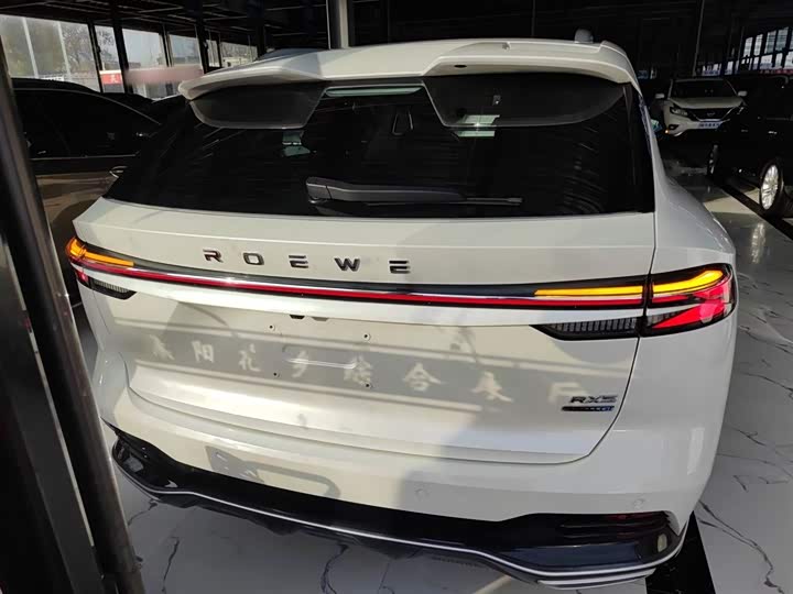 Фото 6 - Roewe RX5