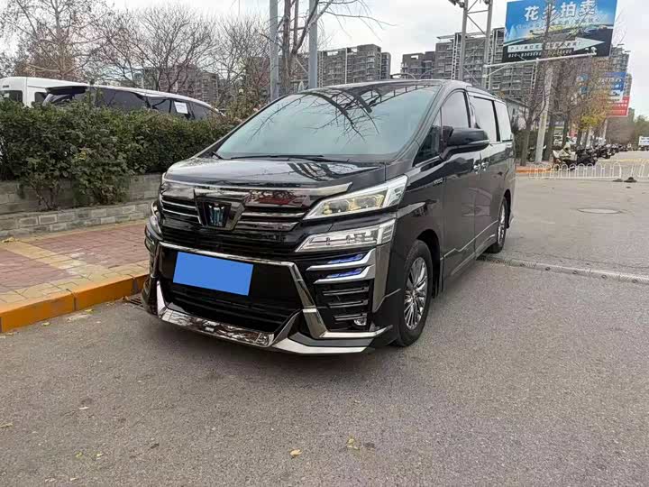 Фото 2 - Toyota Vellfire
