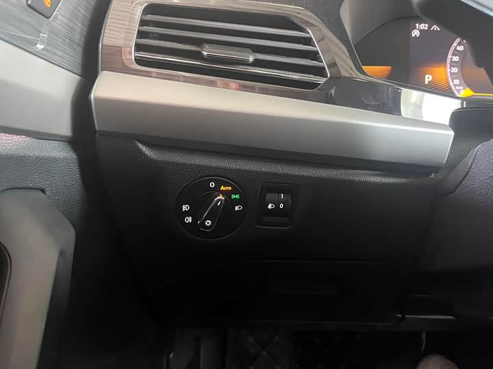 Фото 11 - Volkswagen Lavida