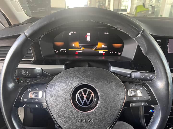 Фото 13 - Volkswagen Lavida