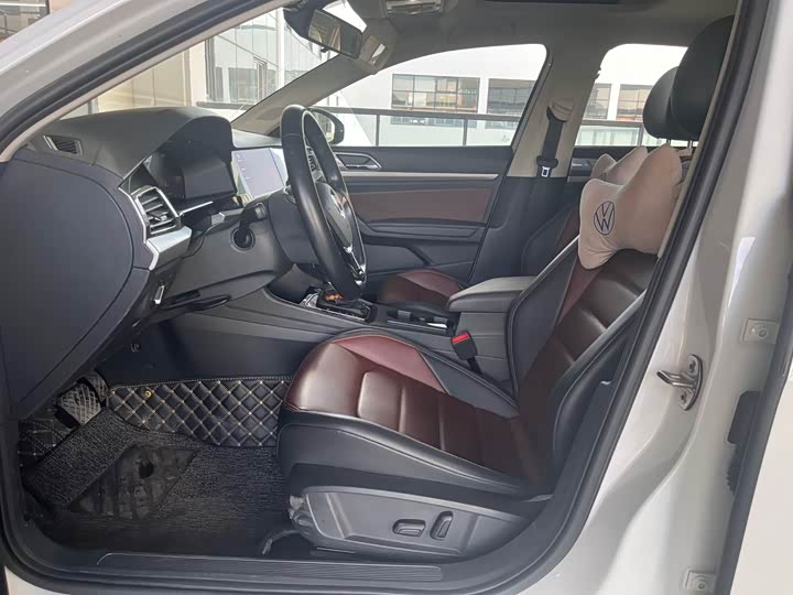 Фото 16 - Volkswagen Lavida