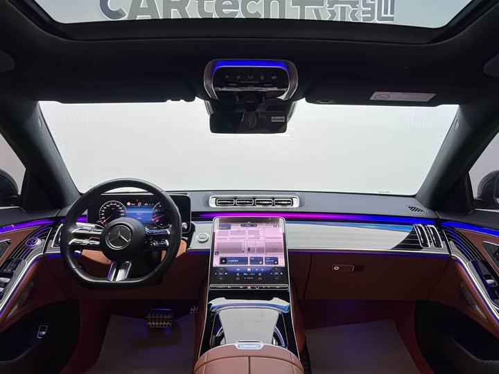 Фото 18 - Mercedes-Benz S-Class