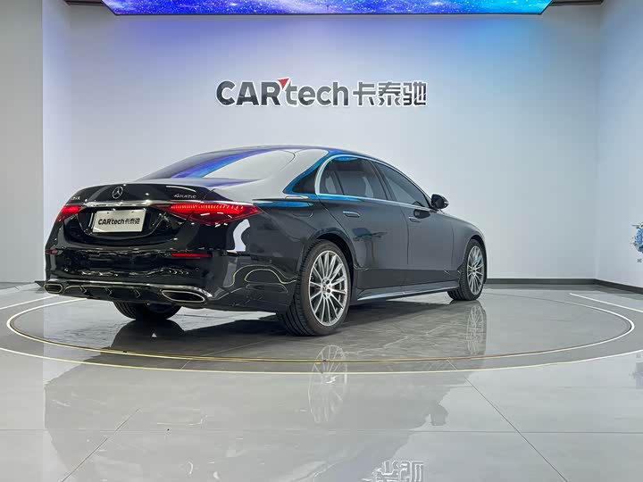 Фото 28 - Mercedes-Benz S-Class