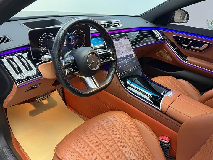 Фото 4 - Mercedes-Benz S-Class