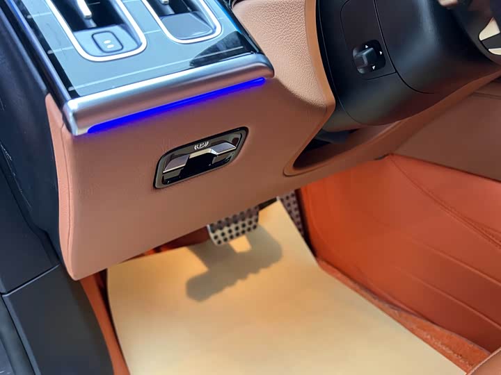 Фото 5 - Mercedes-Benz S-Class