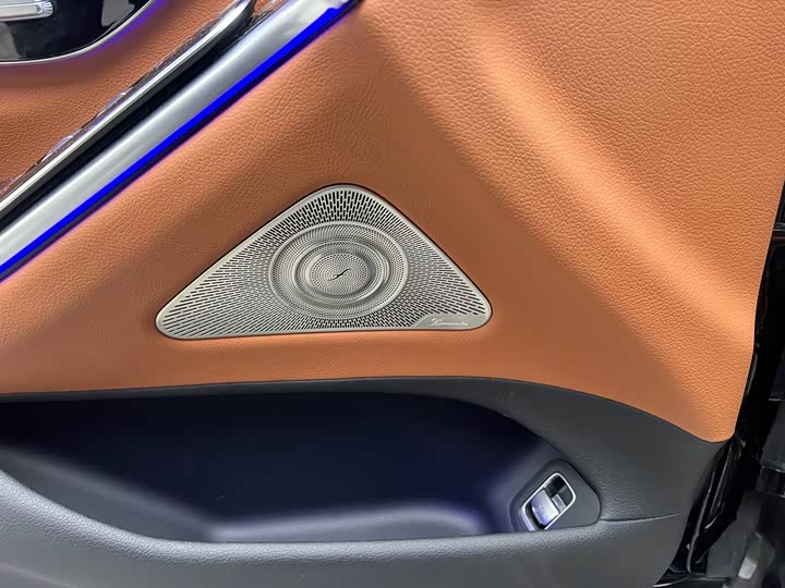 Фото 7 - Mercedes-Benz S-Class