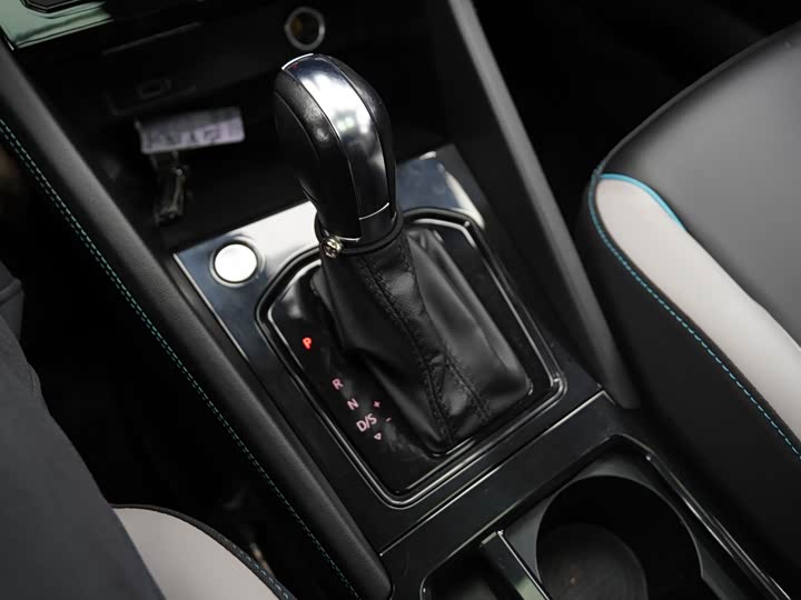 Фото 15 - Jetta VS5