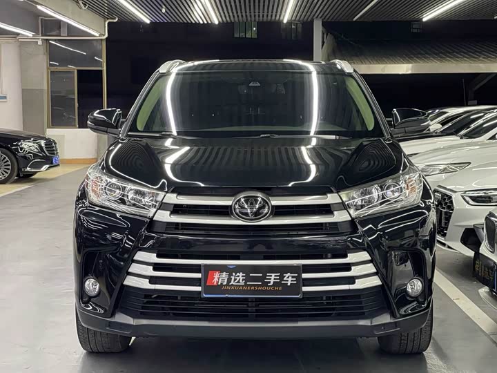 Фото 2 - Toyota Highlander