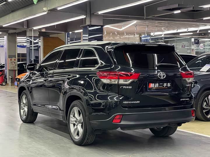 Фото 7 - Toyota Highlander