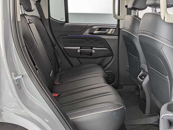 Фото 11 - Tank 300