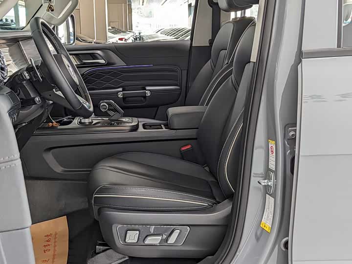 Фото 8 - Tank 300