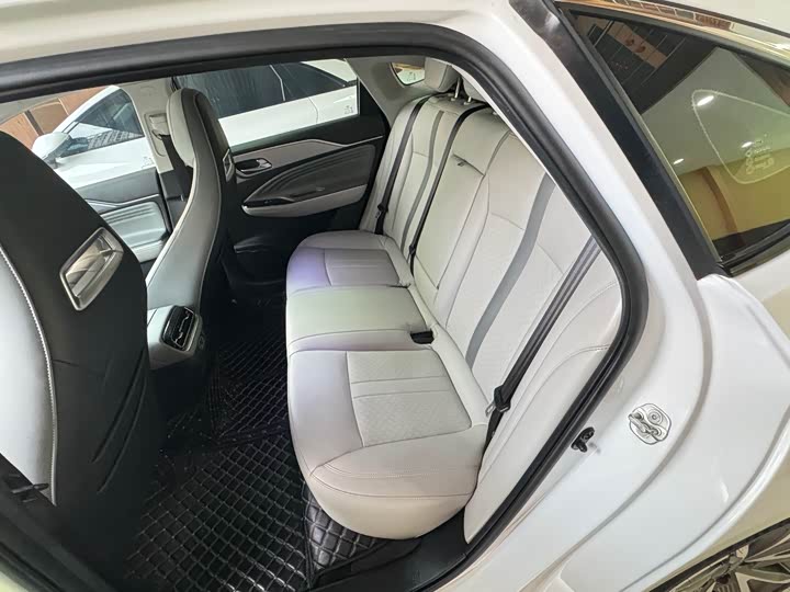 Фото 11 - GAC Aion S Plus