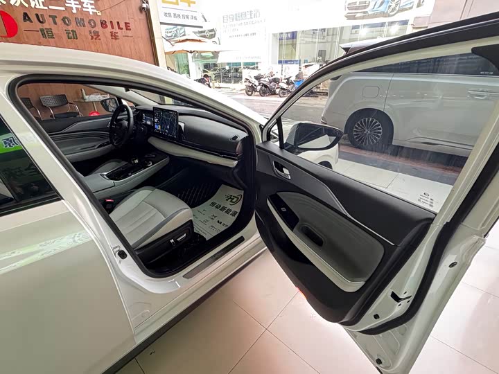 Фото 14 - GAC Aion S Plus