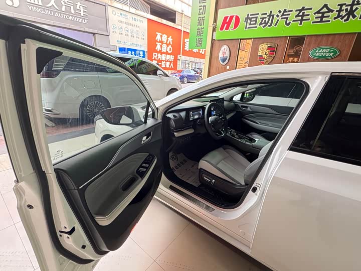 Фото 7 - GAC Aion S Plus