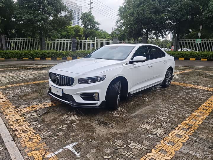 Фото 1 - Geely Preface