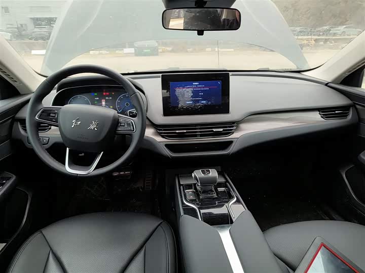 Фото 10 - Hongqi E-QM5