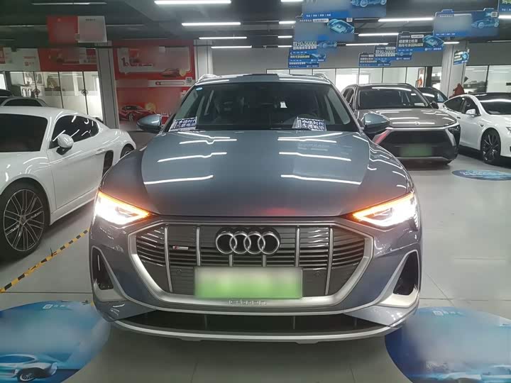 2021 Audi e-tron