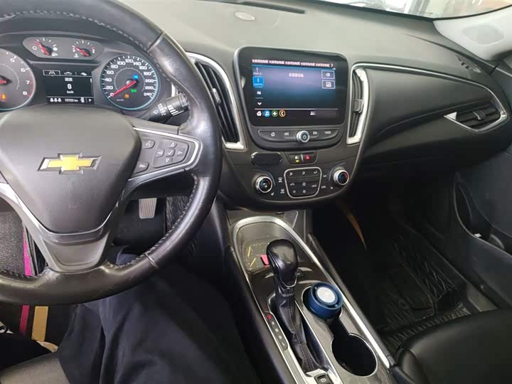 Фото 10 - Chevrolet Malibu XL