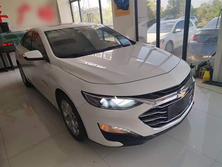 Фото 4 - Chevrolet Malibu XL