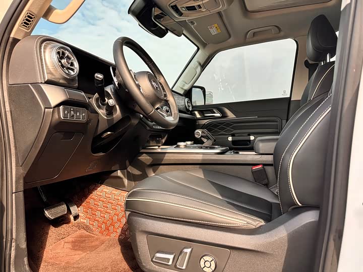 Фото 26 - Tank 300