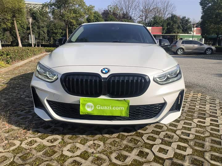 Фото 3 - BMW 1 Series