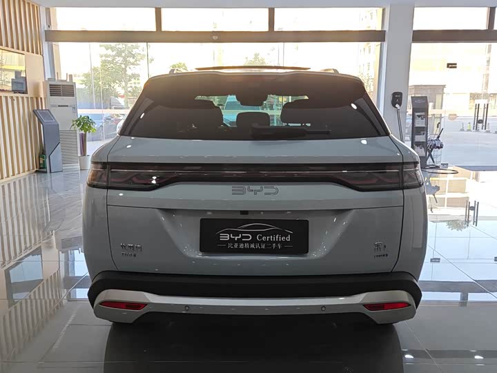 Фото 12 - BYD Song L DM-i Hybrid