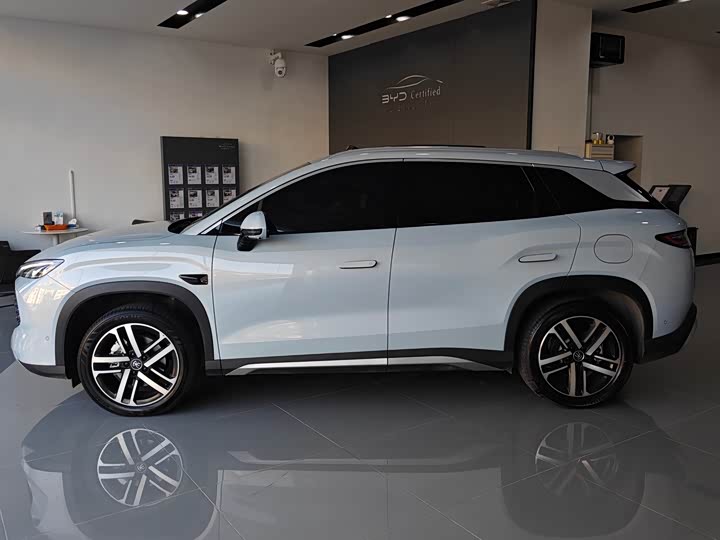 Фото 15 - BYD Song L DM-i Hybrid