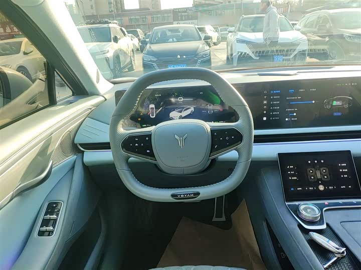 Фото 11 - Voyah Passion