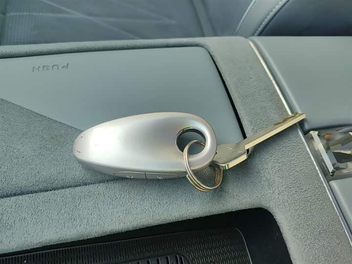 Фото 9 - Voyah Passion