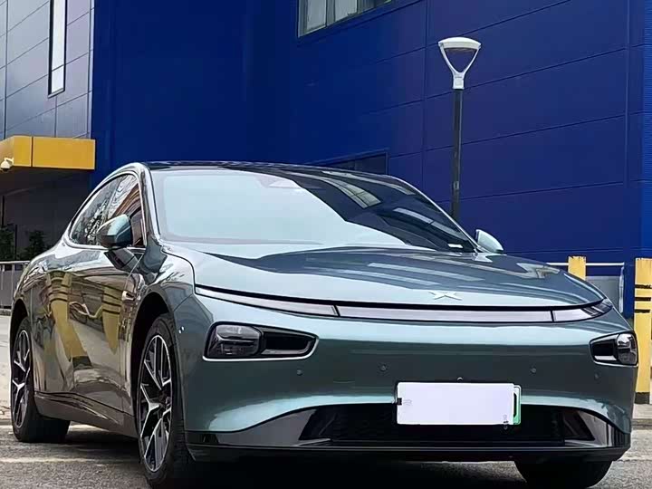 Фото 3 - XPeng P7