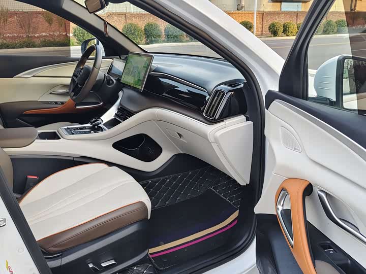 Фото 10 - BYD Song Pro Hybrid