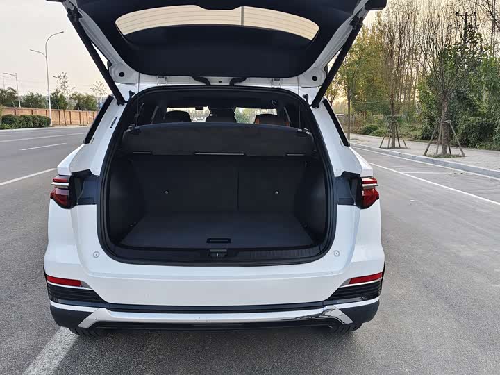 Фото 13 - BYD Song Pro Hybrid