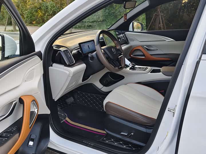 Фото 9 - BYD Song Pro Hybrid